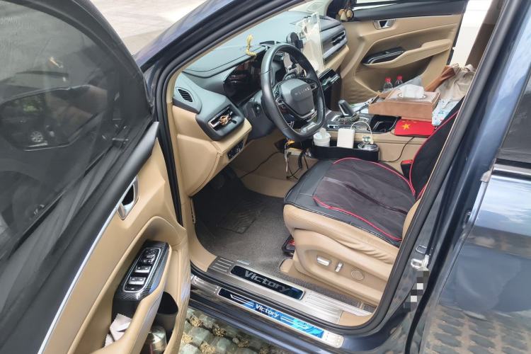 Used Wuling Victory 2023 2.0L DHT Luxury Edition Driver Seat
