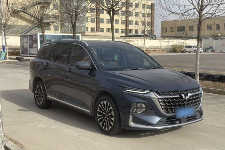 Used Wuling Victory 2023 2.0L DHT Deluxe Edition Exterior 2