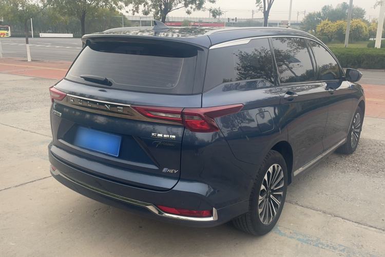 Used Wuling Victory 2023 2.0L DHT Deluxe Edition Exterior 3