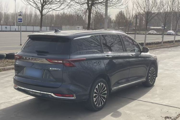 Used Wuling Victory 2023 2.0L DHT Deluxe Edition Exterior 5