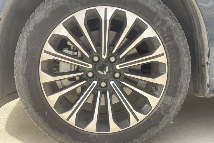 Used Wuling Victory 2023 2.0L DHT Deluxe Edition Exterior 6