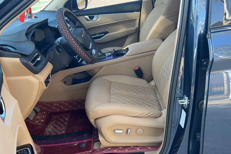 Used Wuling Victory 2023 2.0L DHT Luxury Edition Left Front Seat