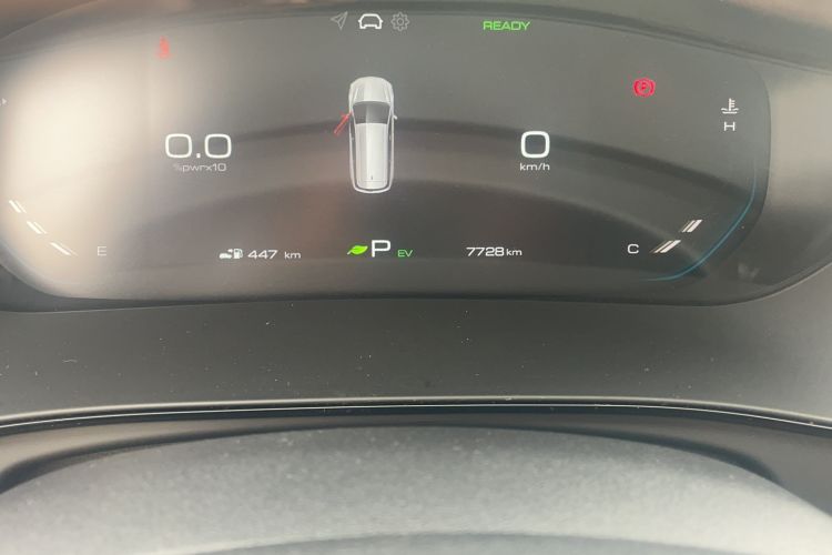 Used Wuling Victory 2023 2.0L DHT Deluxe Edition Odometer Close Up