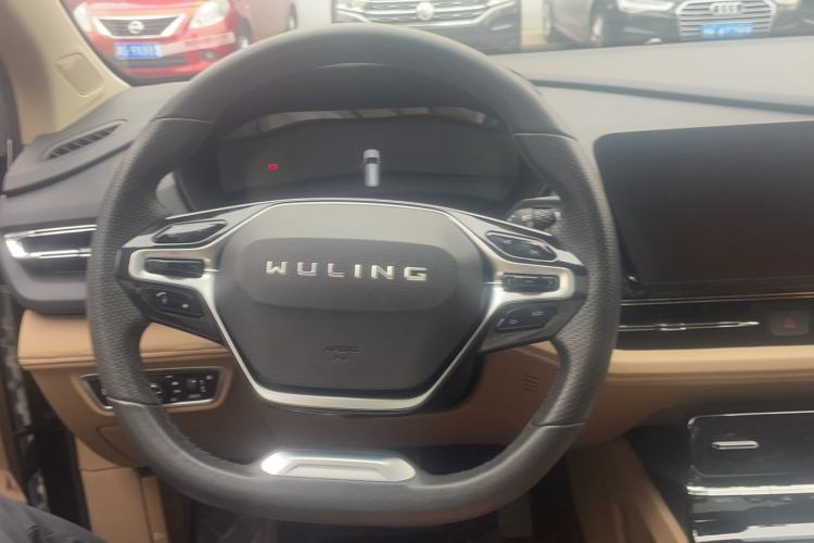 Used Wuling Victory 2023 2.0L DHT Deluxe Edition Steering Wheel