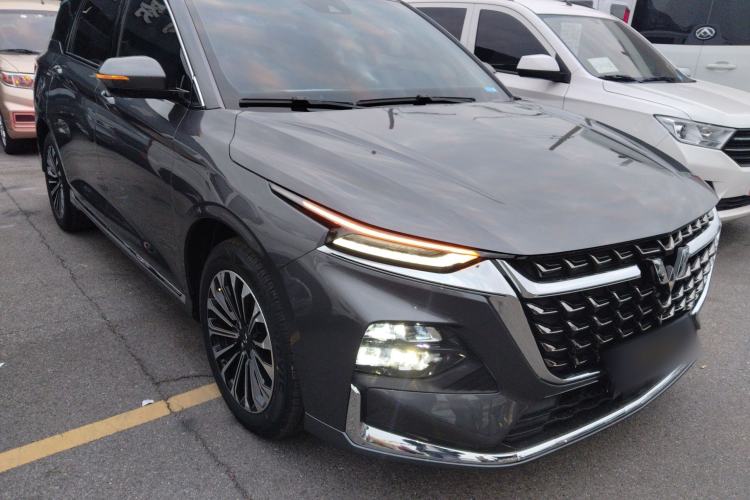 Used Wuling Victory 2023 280T CVT Excellence Model Front Right 45 Deg