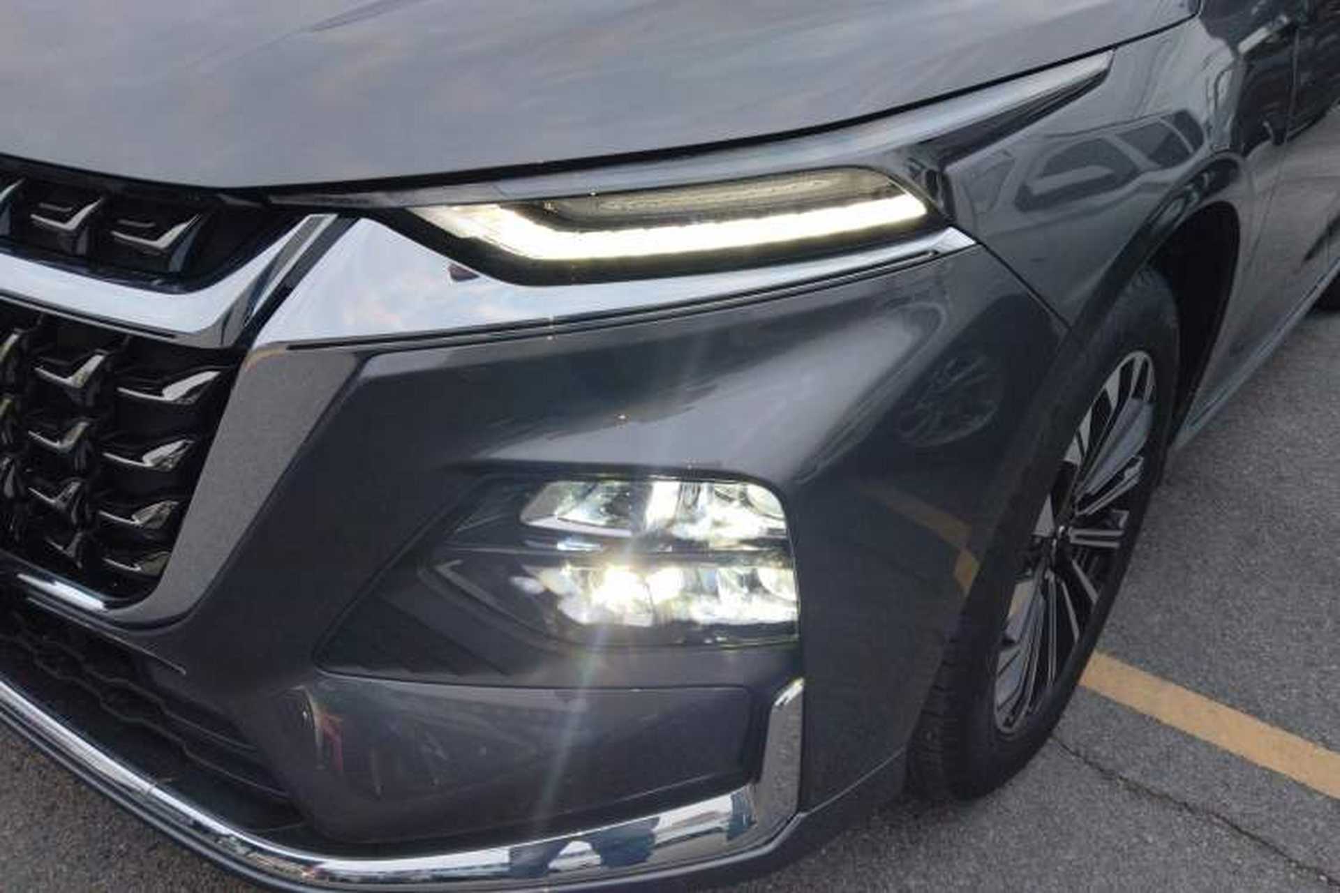 Used Wuling Victory 2023 280T CVT Excellence Model Left Front Headlight