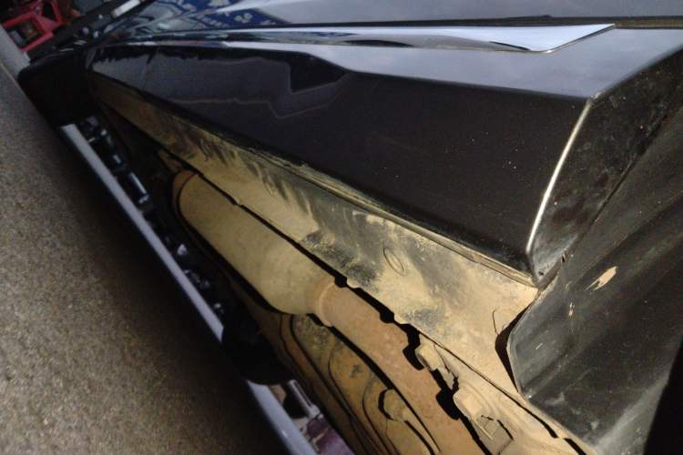 Used Wuling Victory 2023 280T CVT Excellence Model Left Side Sill