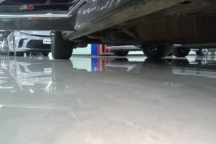 Used Wuling Victory 2023 2.0L DHT Luxury Edition Right Side Sill