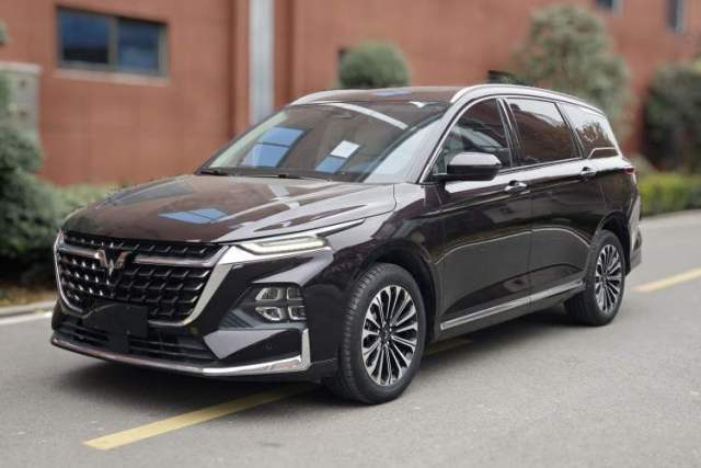 Used Wuling Victory 2023 2.0L DHT Luxury Edition