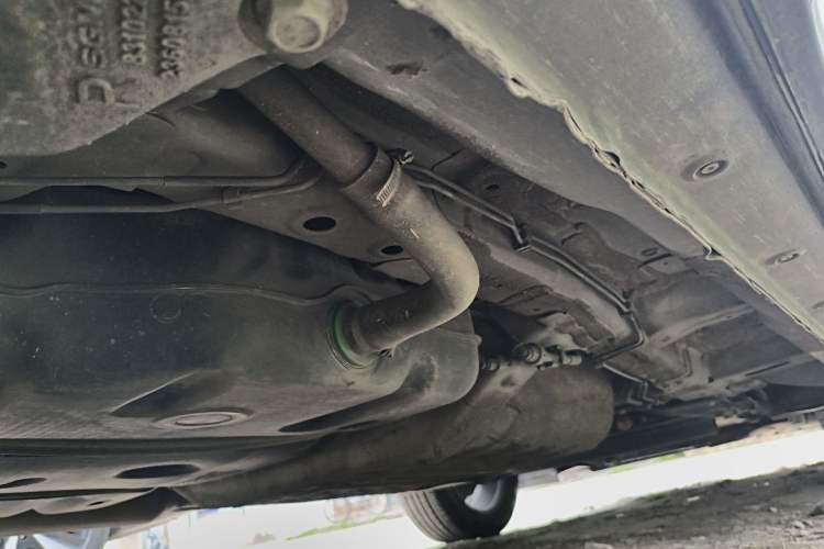 Used Wuling Victory 2023 2.0L DHT Luxury Edition Chassis Rear Right