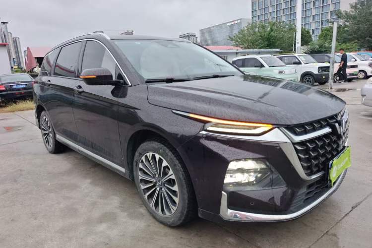 Used Wuling Victory 2023 2.0L DHT Luxury Edition Exterior 2