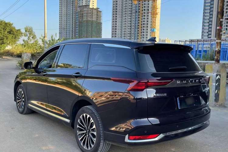 Used Wuling Victory 2023 2.0L DHT Luxury Edition Exterior 3
