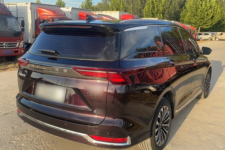 Used Wuling Victory 2023 2.0L DHT Luxury Edition Exterior 3