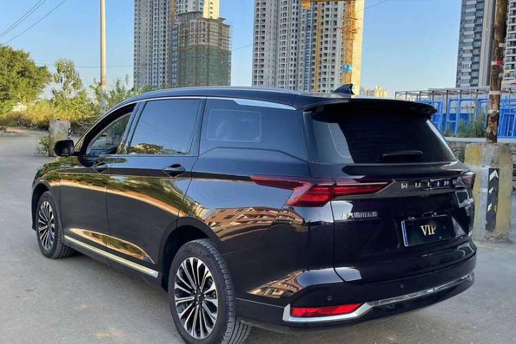 Used Wuling Victory 2023 2.0L DHT Luxury Edition Exterior 3