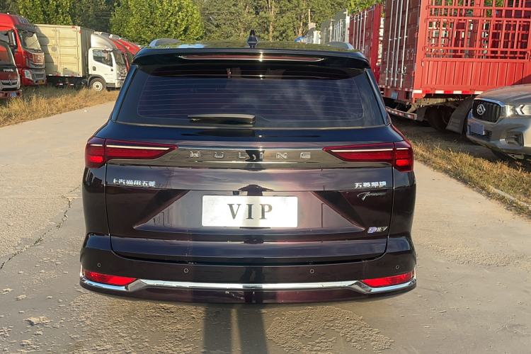 Used Wuling Victory 2023 2.0L DHT Luxury Edition Exterior 4