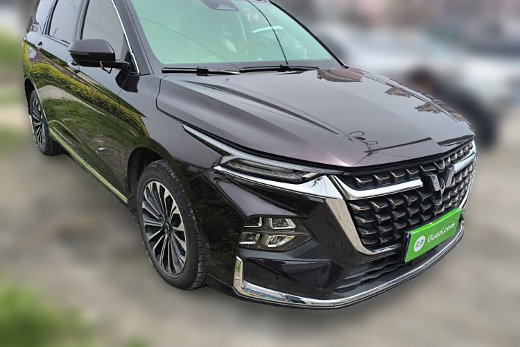 Used Wuling Victory 2023 2.0L DHT Luxury Edition Front Right 45 Deg