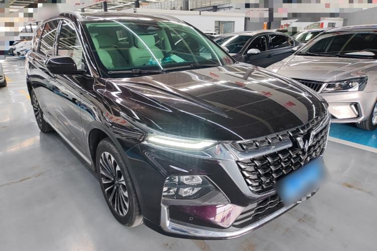 Used Wuling Victory 2023 2.0L DHT Luxury Edition Front Right 45 Deg