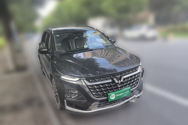 Used Wuling Victory 2023 2.0L DHT Luxury Edition Front Right 45 Deg