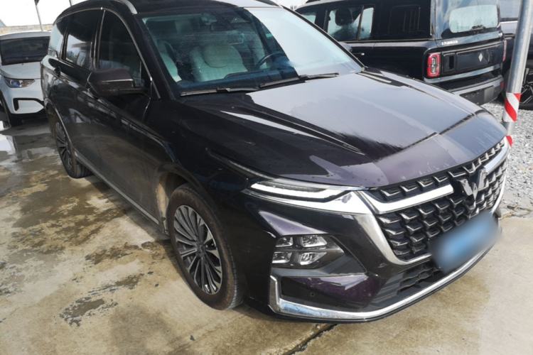 Used Wuling Victory 2023 2.0L DHT Luxury Edition Front Right 45 Deg