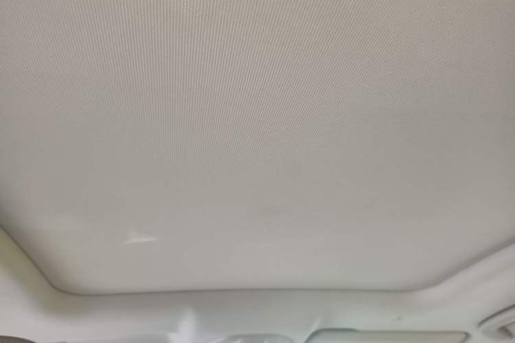 Used Wuling Victory 2023 2.0L DHT Luxury Edition Headliner