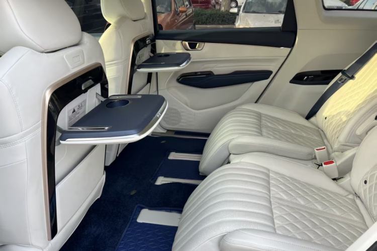 Used Wuling Victory 2023 2.0L DHT Luxury Edition Interior 3