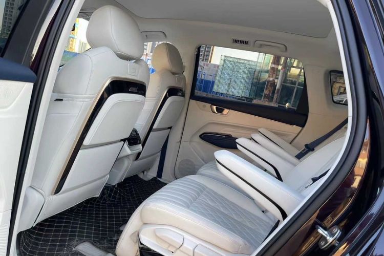 Used Wuling Victory 2023 2.0L DHT Luxury Edition Interior 3