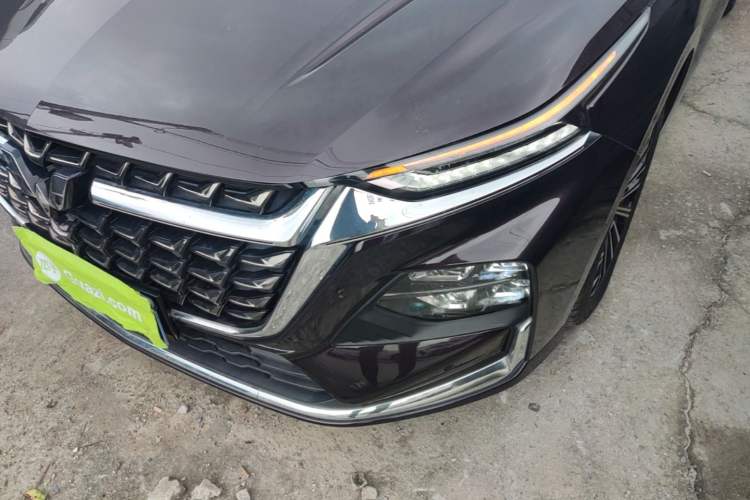 Used Wuling Victory 2023 2.0L DHT Luxury Edition Left Front Headlight