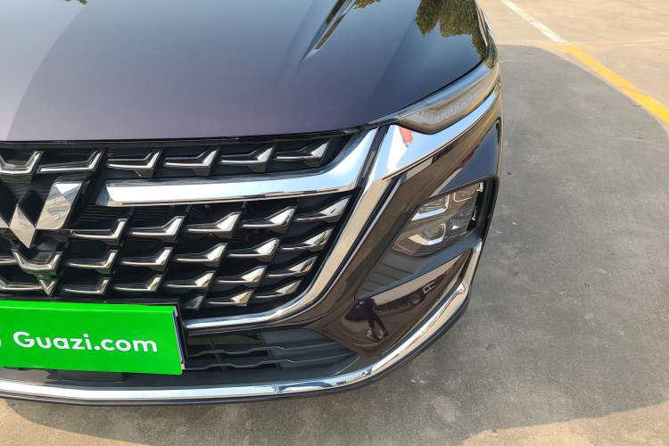 Used Wuling Victory 2023 2.0L DHT Luxury Edition Left Front Headlight