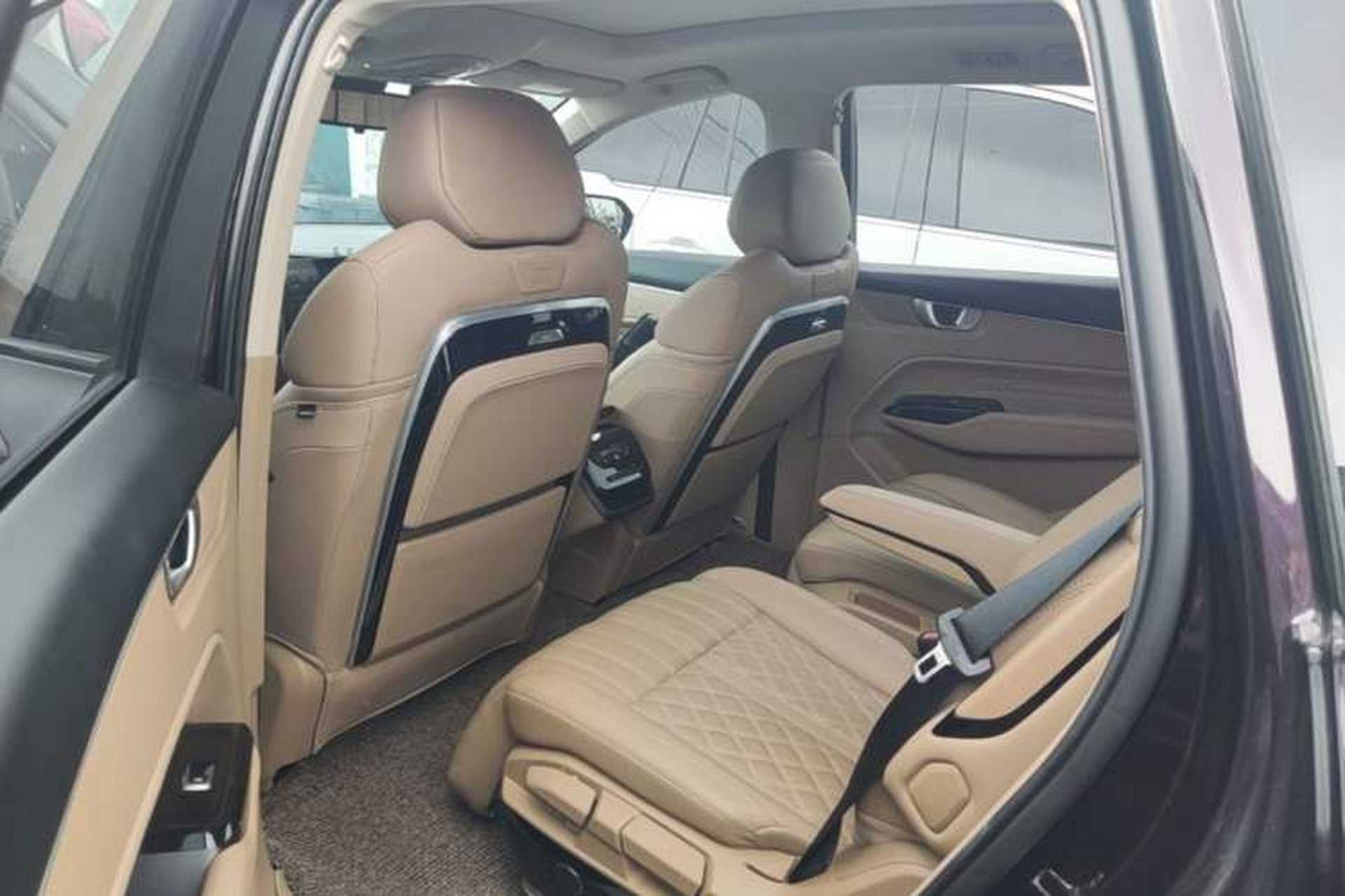 Used Wuling Victory 2023 2.0L DHT Luxury Edition Left Rear Seat