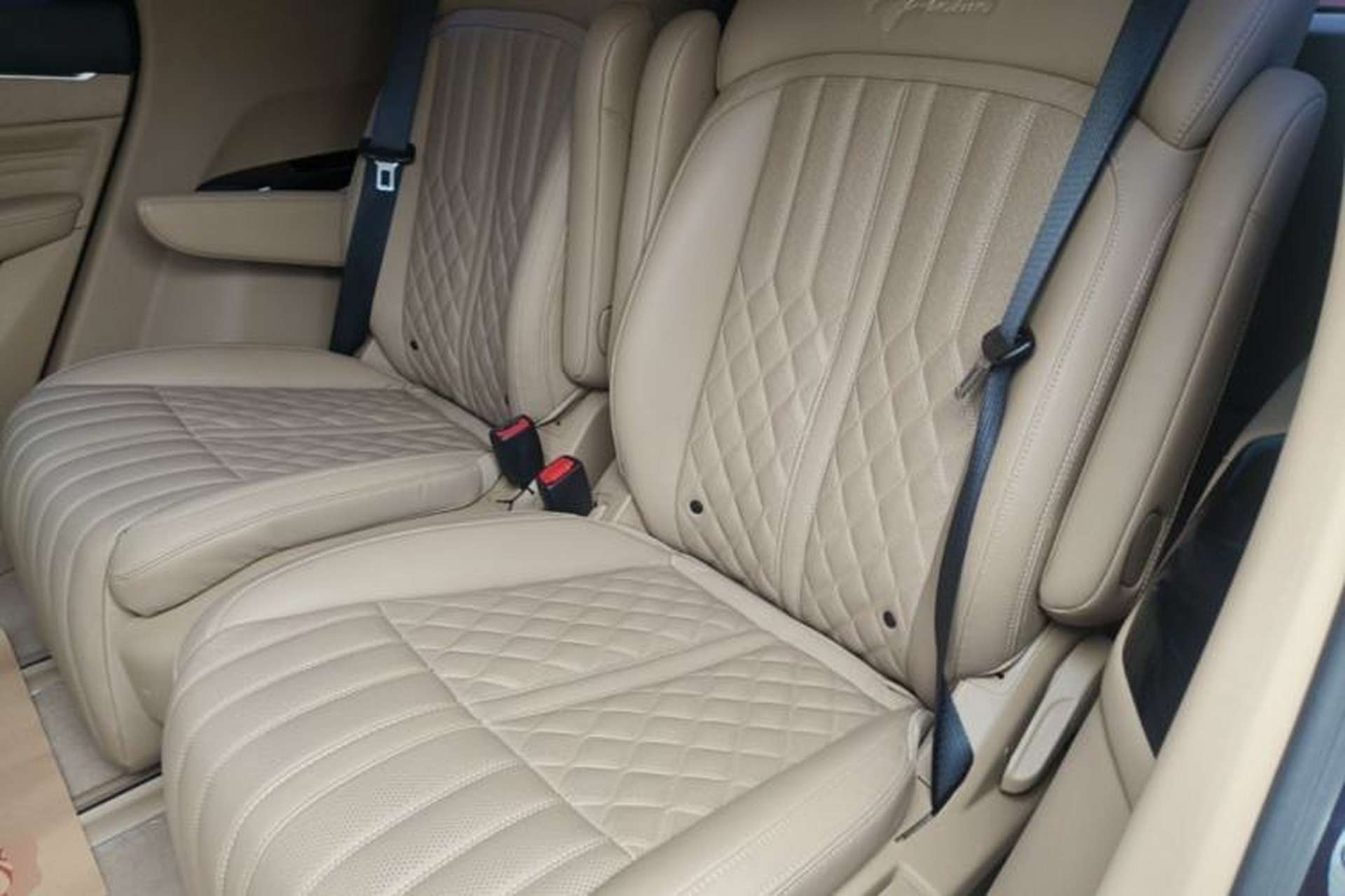 Used Wuling Victory 2023 2.0L DHT Deluxe Edition Left Rear Seat