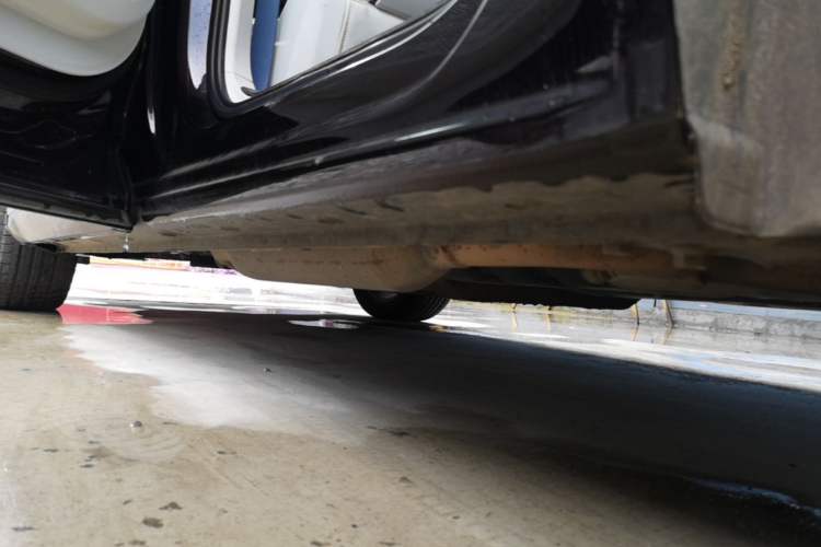 Used Wuling Victory 2023 2.0L DHT Luxury Edition Left Side Sill