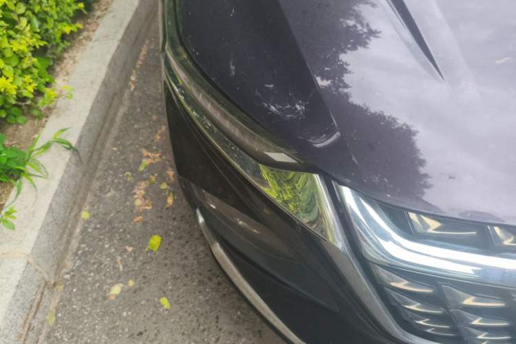 Used Wuling Victory 2023 2.0L DHT Luxury Edition Right Front Headlight