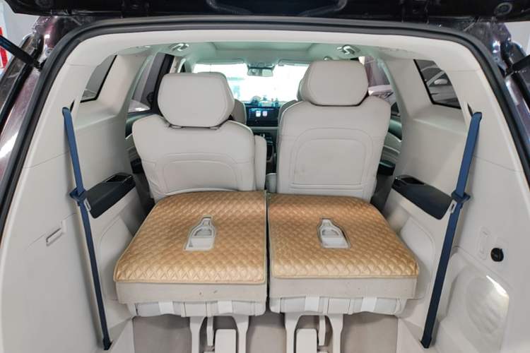 Used Wuling Victory 2023 2.0L DHT Luxury Edition Trunk