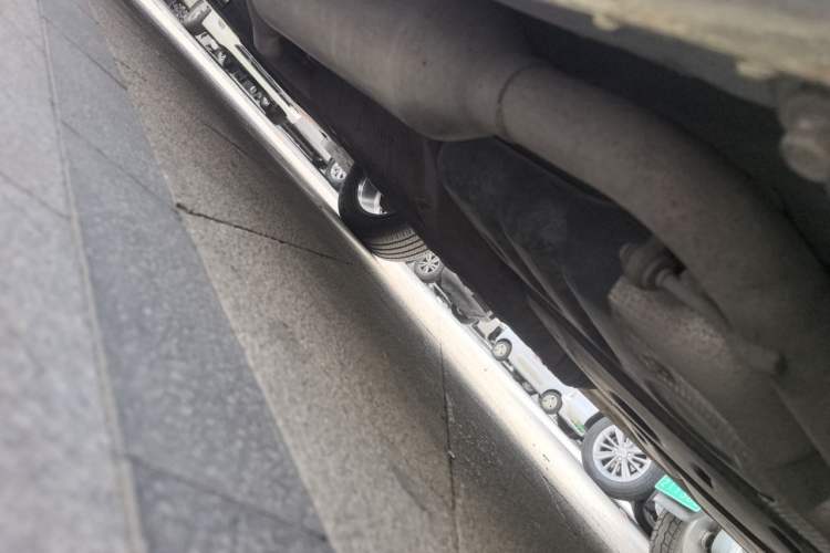 Used Wuling Victory 2023 2.0L DHT Luxury Edition Chassis Rear Left