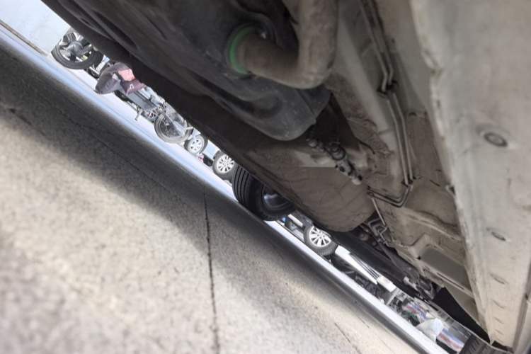 Used Wuling Victory 2023 2.0L DHT Luxury Edition Chassis Rear Right