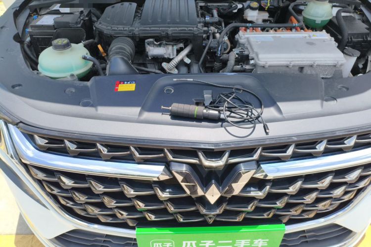 Used Wuling Victory 2023 2.0L DHT Deluxe Edition Engine Bay