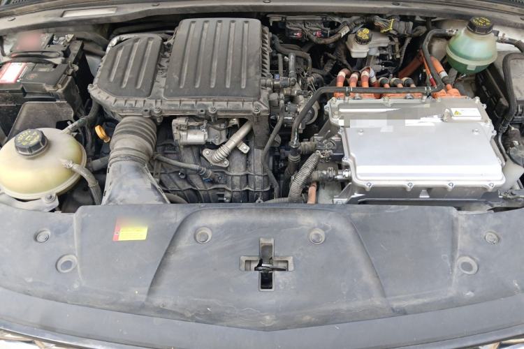 Used Wuling Victory 2023 2.0L DHT Luxury Edition Engine Bay