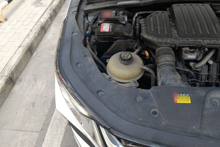 Used Wuling Victory 2023 2.0L DHT Luxury Edition Engine Bay Right