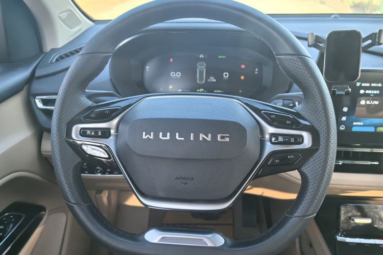 Used Wuling Victory 2023 2.0L DHT Deluxe Edition Steering Wheel