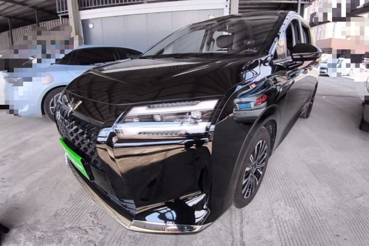 Used Wuling Starlight 730 2025 Model Plug-in Hybrid 125km Luxury Edition Guazi used car, China used car export, Used car for sale, Used Wuling cars, Cheapest cars for sale