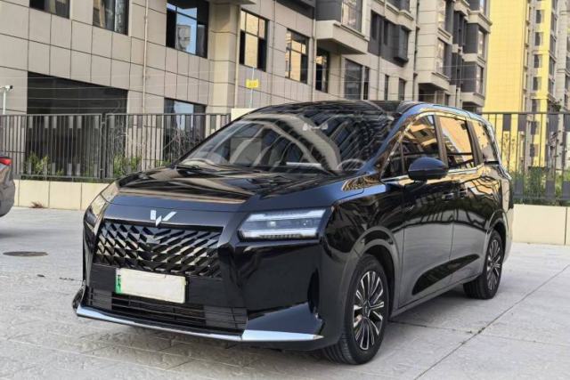 Wuling Starlight 730 2025 Model Plug-in Hybrid 125km Luxury Edition d’occasion