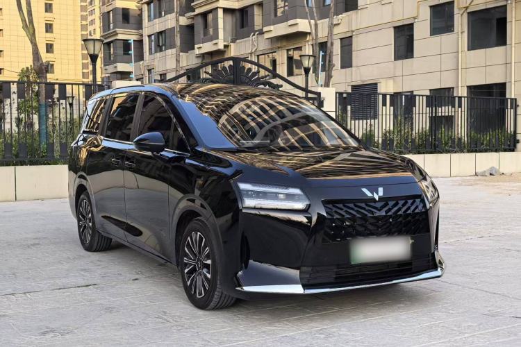 Used Wuling Starlight 730 2025 Model Plug-in Hybrid 125km Luxury Edition Exterior 3