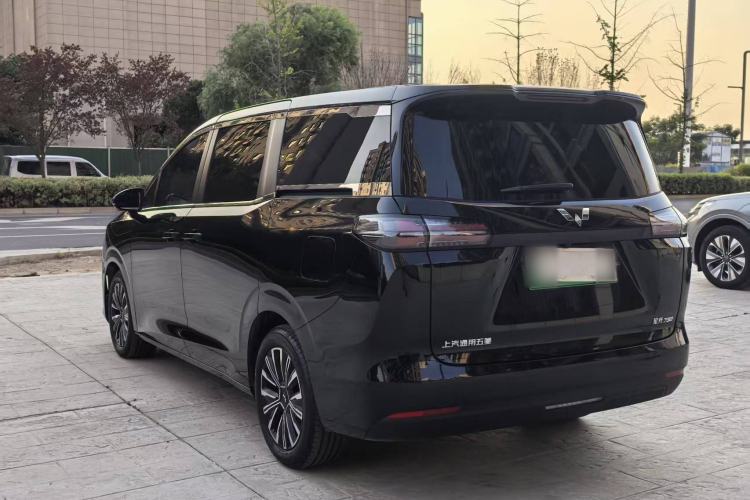 Used Wuling Starlight 730 2025 Model Plug-in Hybrid 125km Luxury Edition Exterior 7