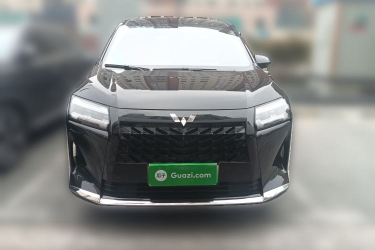Used Wuling Starlight 730 2025 Model Plug-in Hybrid 125km Luxury Edition Front