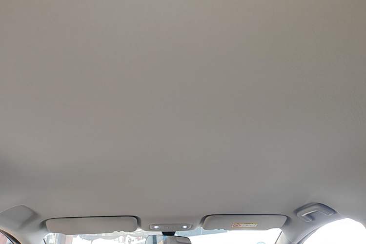 Used Wuling Starlight 730 2025 Model Plug-in Hybrid 125km Luxury Edition Headliner