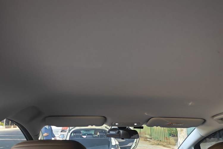 Used Wuling Starlight 730 2025 Model Plug-in Hybrid 125km Luxury Edition Headliner
