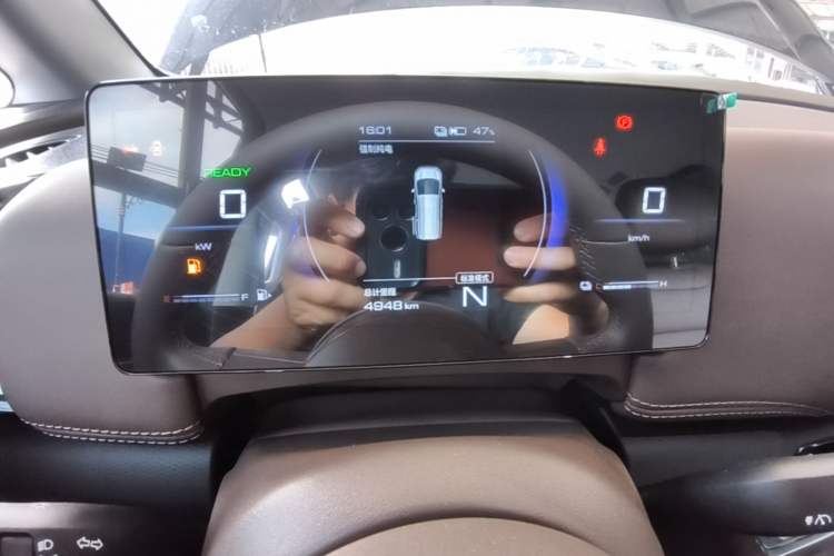 Used Wuling Starlight 730 2025 Model Plug-in Hybrid 125km Luxury Edition Instrument Cluster