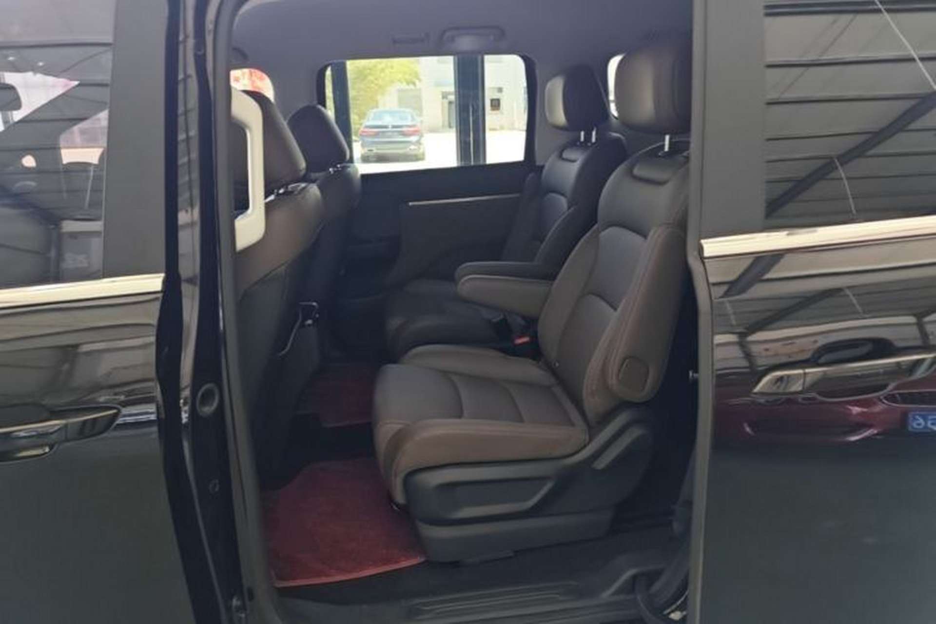 Used Wuling Starlight 730 2025 Model Plug-in Hybrid 125km Luxury Edition Left Rear Seat
