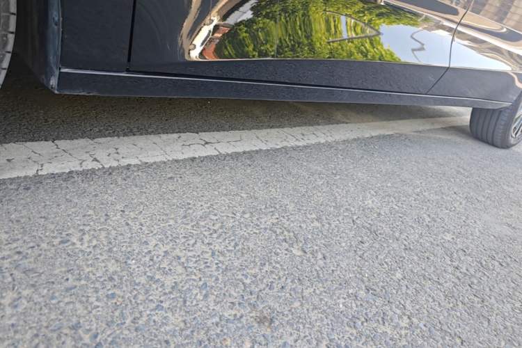 Used Wuling Starlight 730 2025 Model Plug-in Hybrid 125km Luxury Edition Left Side Sill