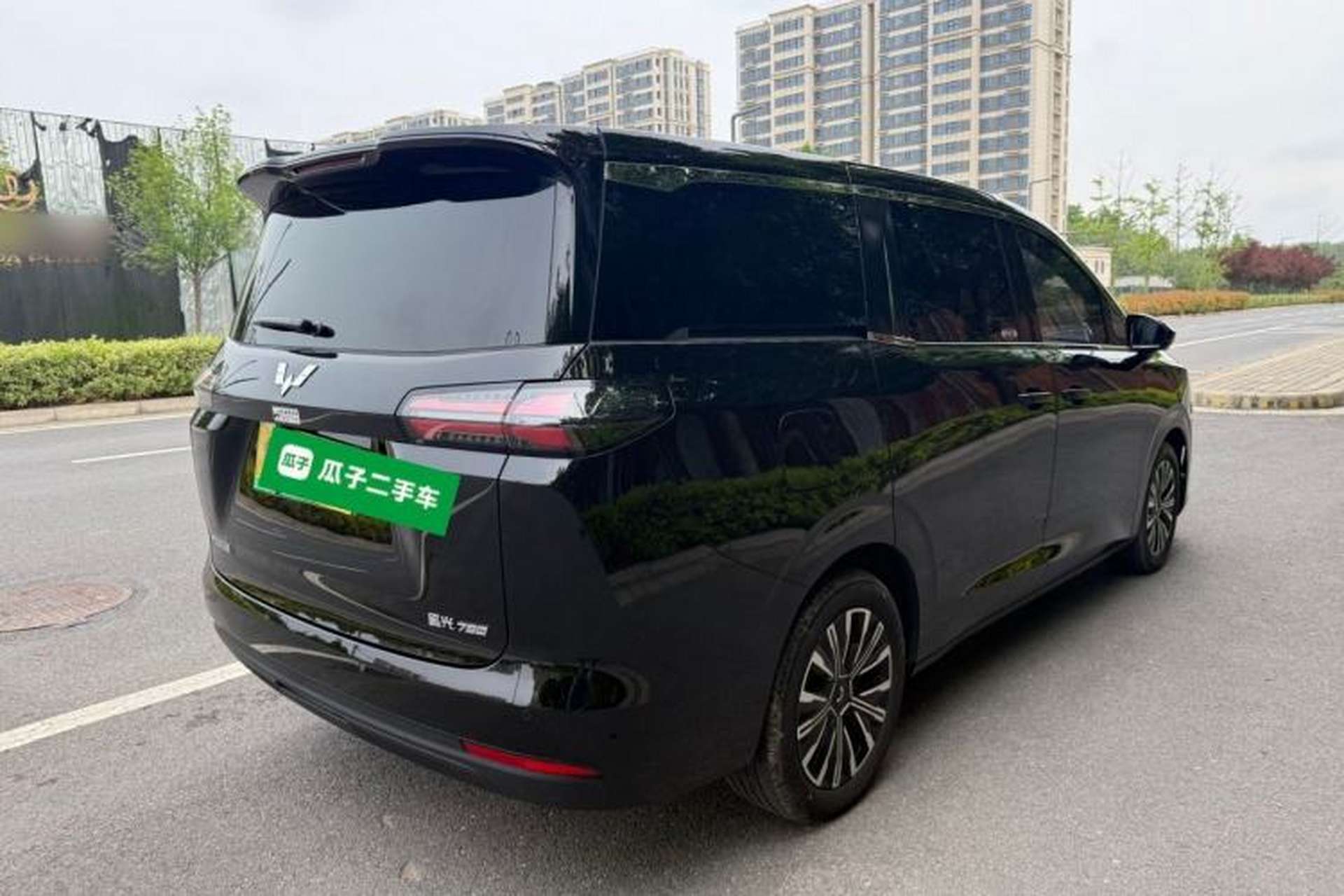 Used Wuling Starlight 730 2025 Model Plug-in Hybrid 125km Luxury Edition Rear Right 45 Deg